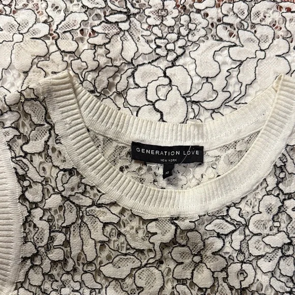 Generation Love Cream and Black Lace Tank Top - Picture 5 of 5